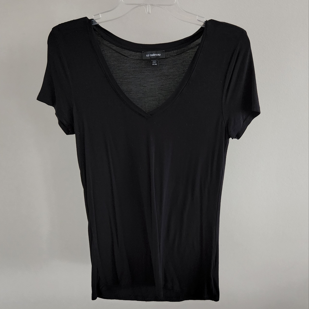 Le Chateau T-shirt